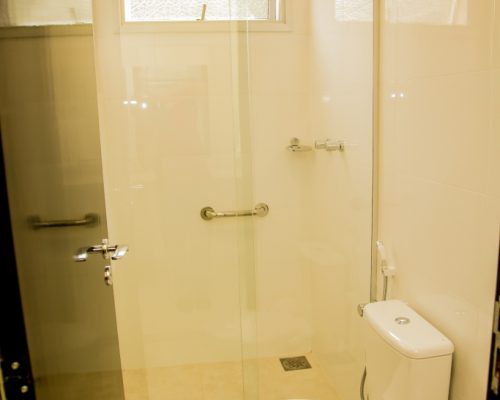banheiro-suite-compac